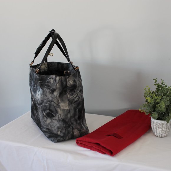 Valentino Garavani Nylon Small Tote Bag - Picture 4 of 15